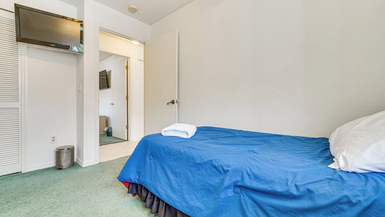 Photo of Bedroom in Lindfields