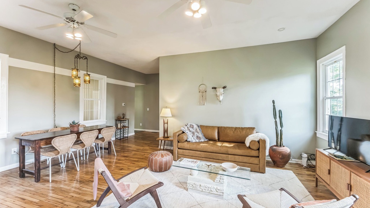 Photo of Livingroom in Niles