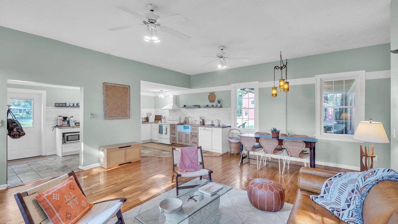 Photo of Livingroom in Niles