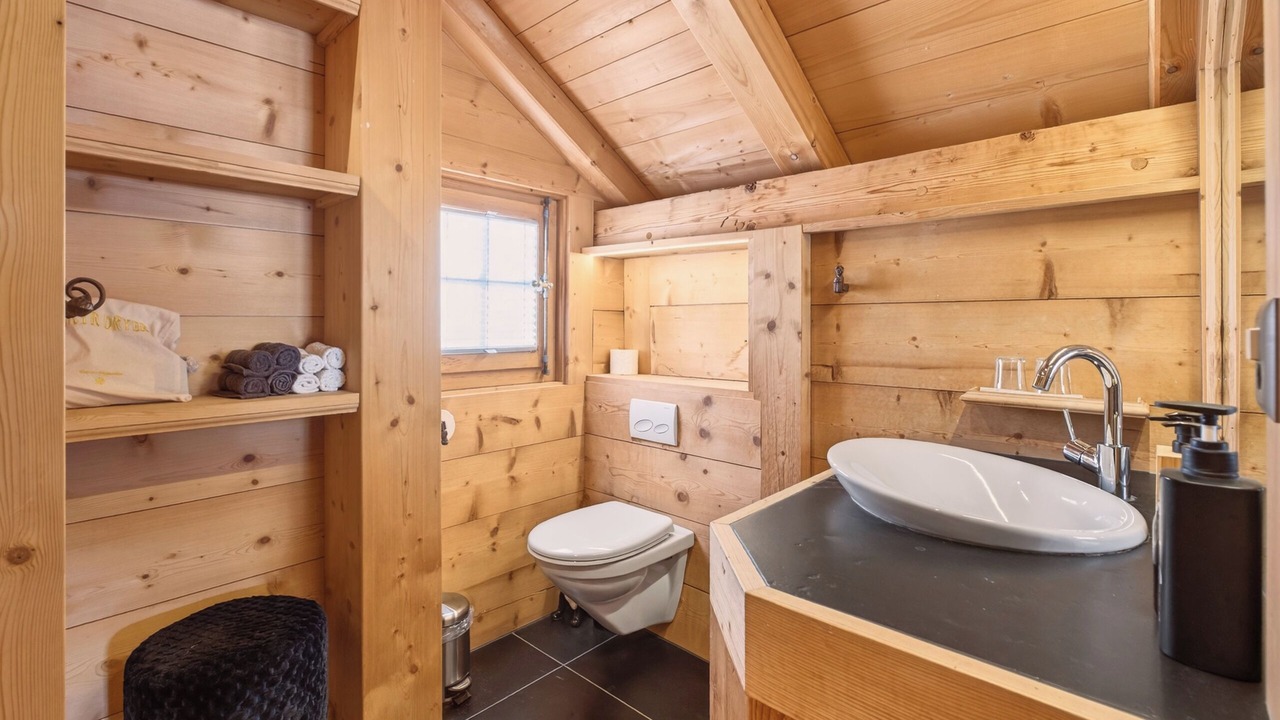Photo of Bathroom in Zig Zag Ward