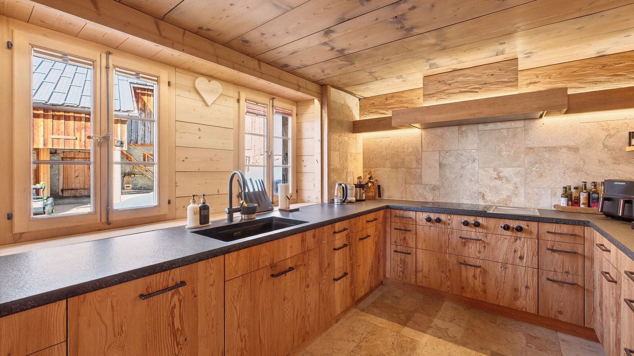 Photo of Kitchen in Zig Zag Ward