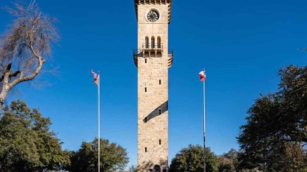 Photo of Others in Government Hill