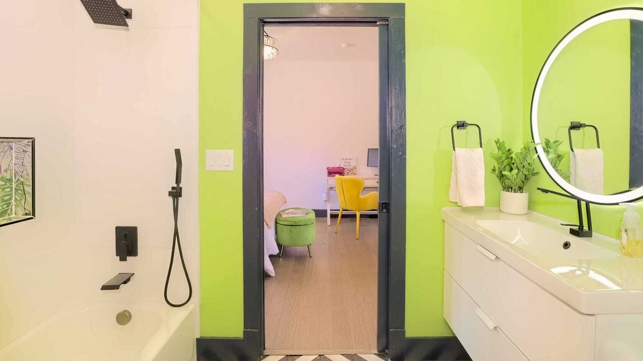 Photo of Bathroom in Government Hill