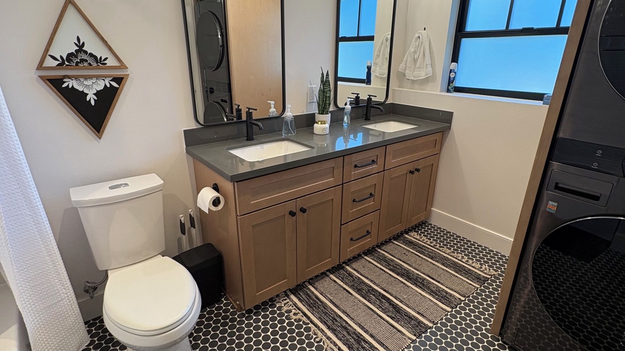 Photo of Bathroom in East Queen Anne