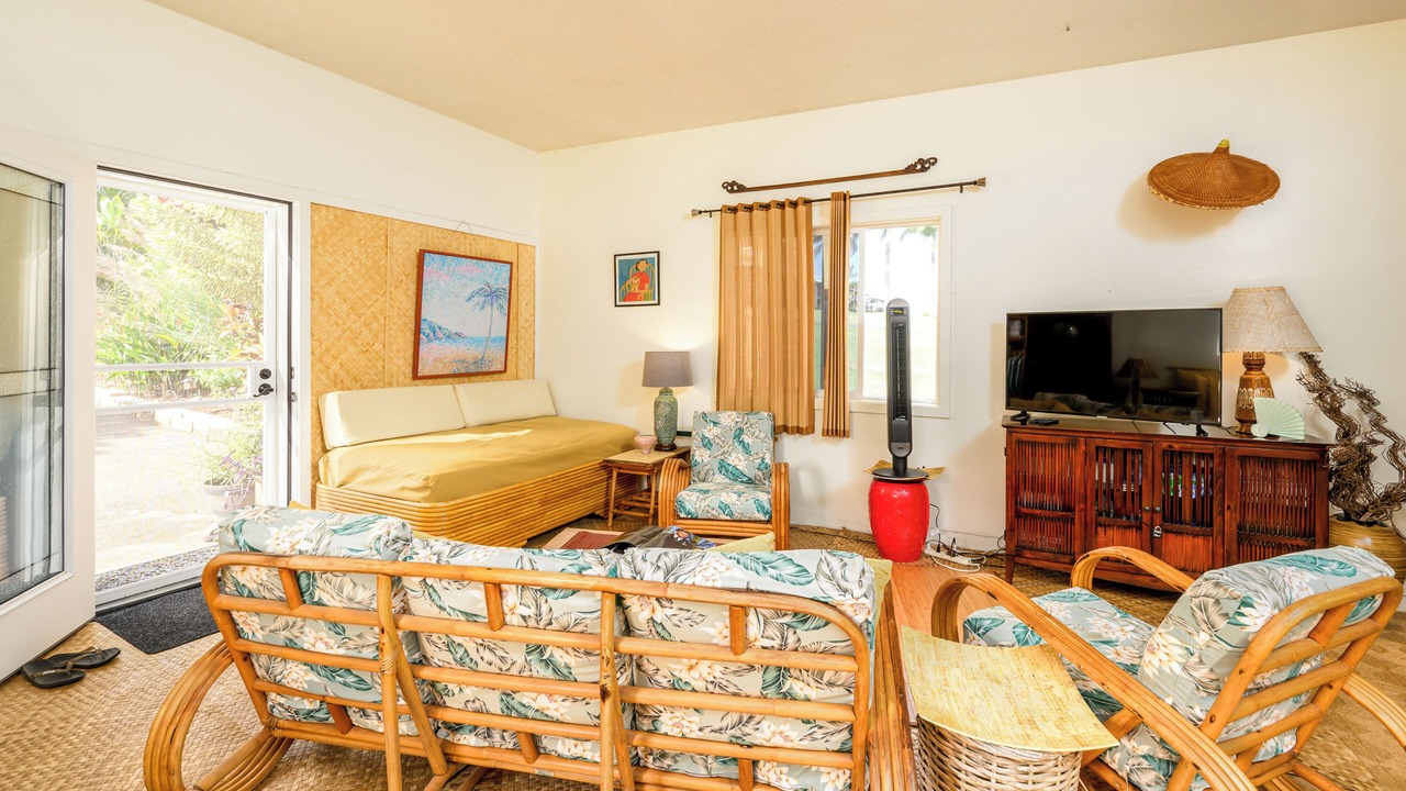 Photo of Bedroom in Haiku
