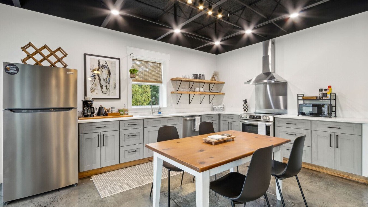 Photo of Kitchen in St. Marys