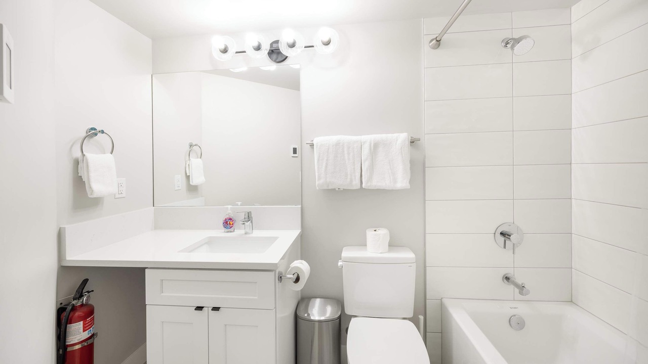 Photo of Bathroom in North Admiral