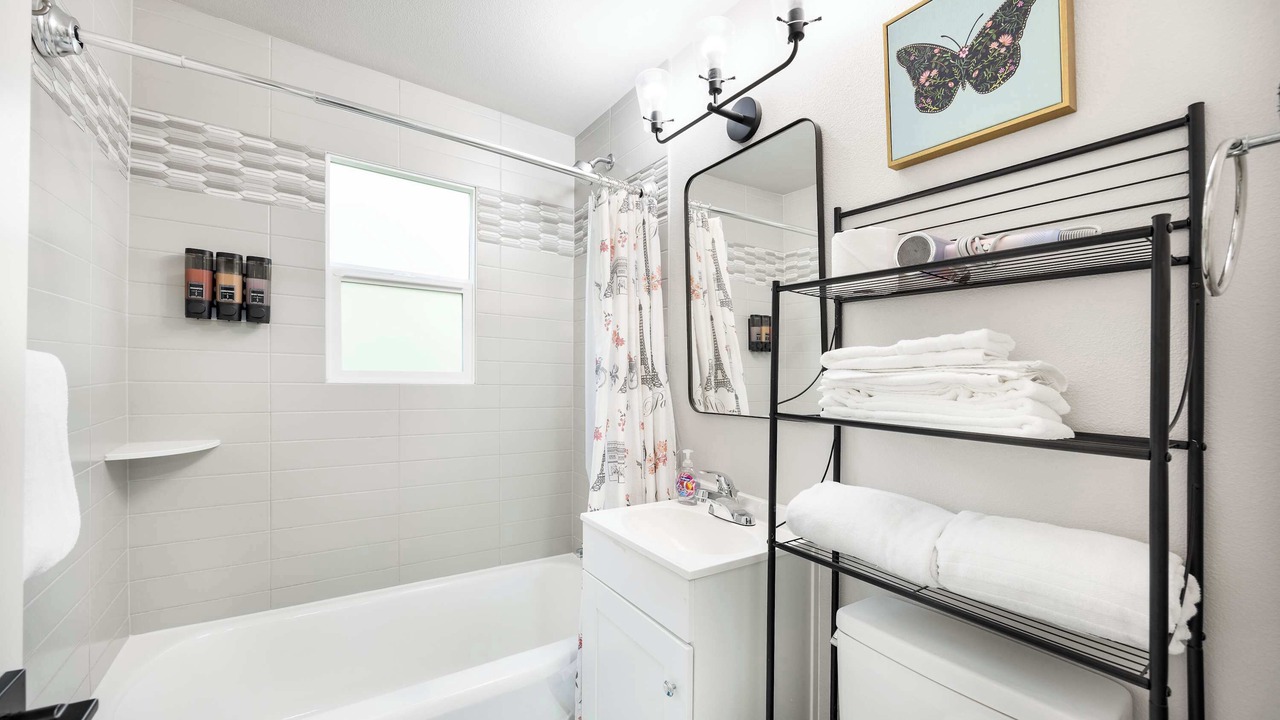 Photo of Bathroom in North Admiral