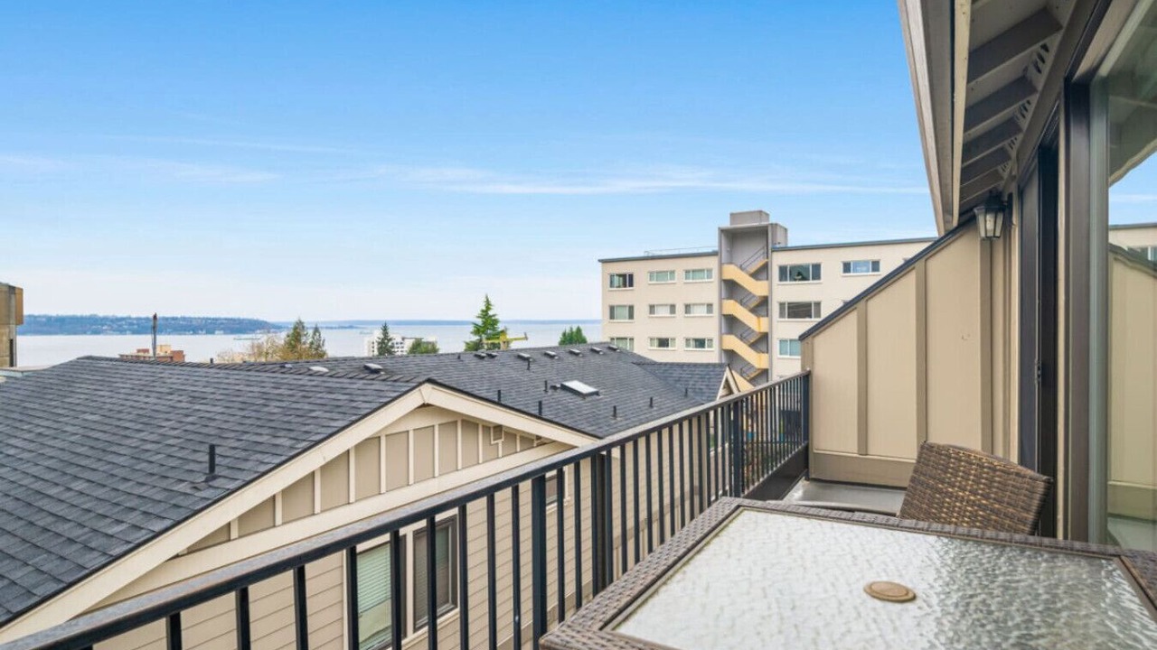 Photo of Outdoor in Lower Queen Anne