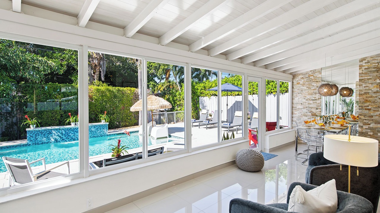 Photo of Outdoor in Poinsettia Heights