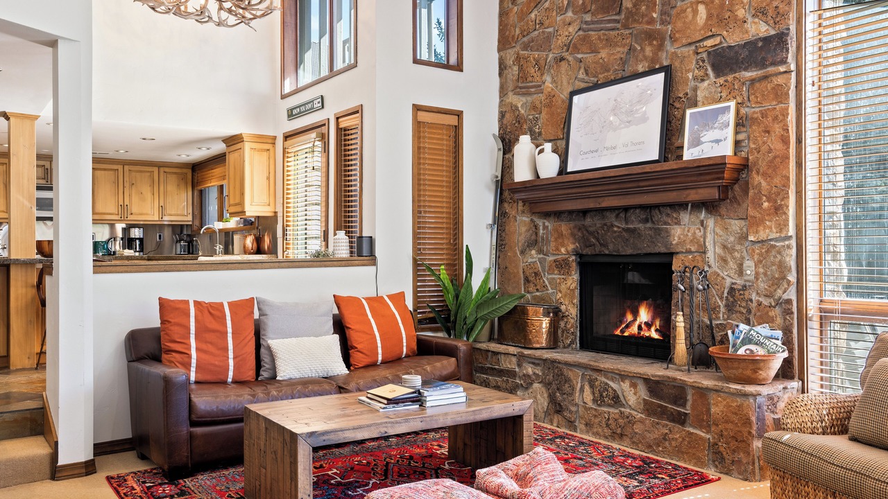 Photo of Livingroom in Deer Valley