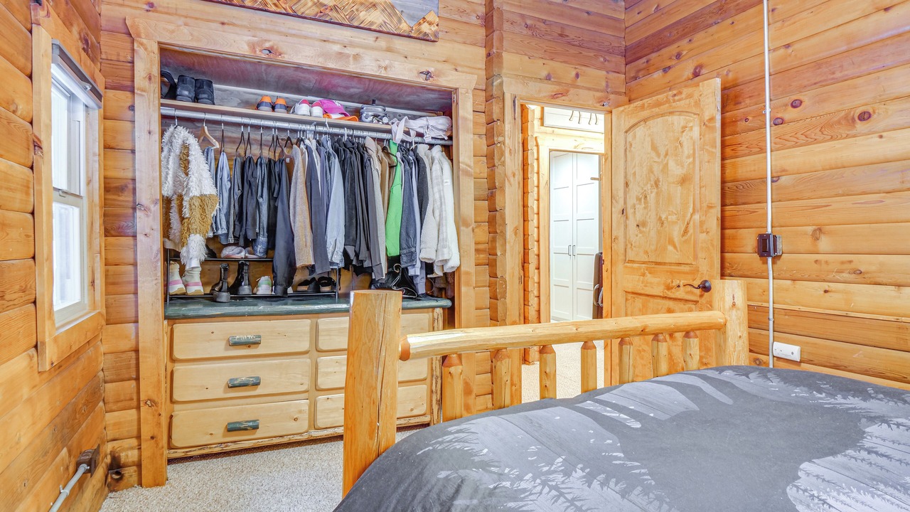 Photo of Bedroom in Blue River