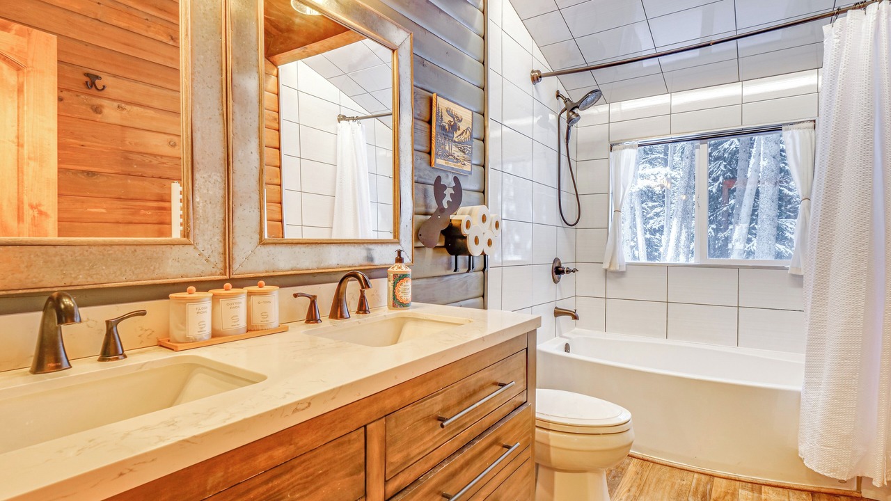 Photo of Bathroom in Blue River