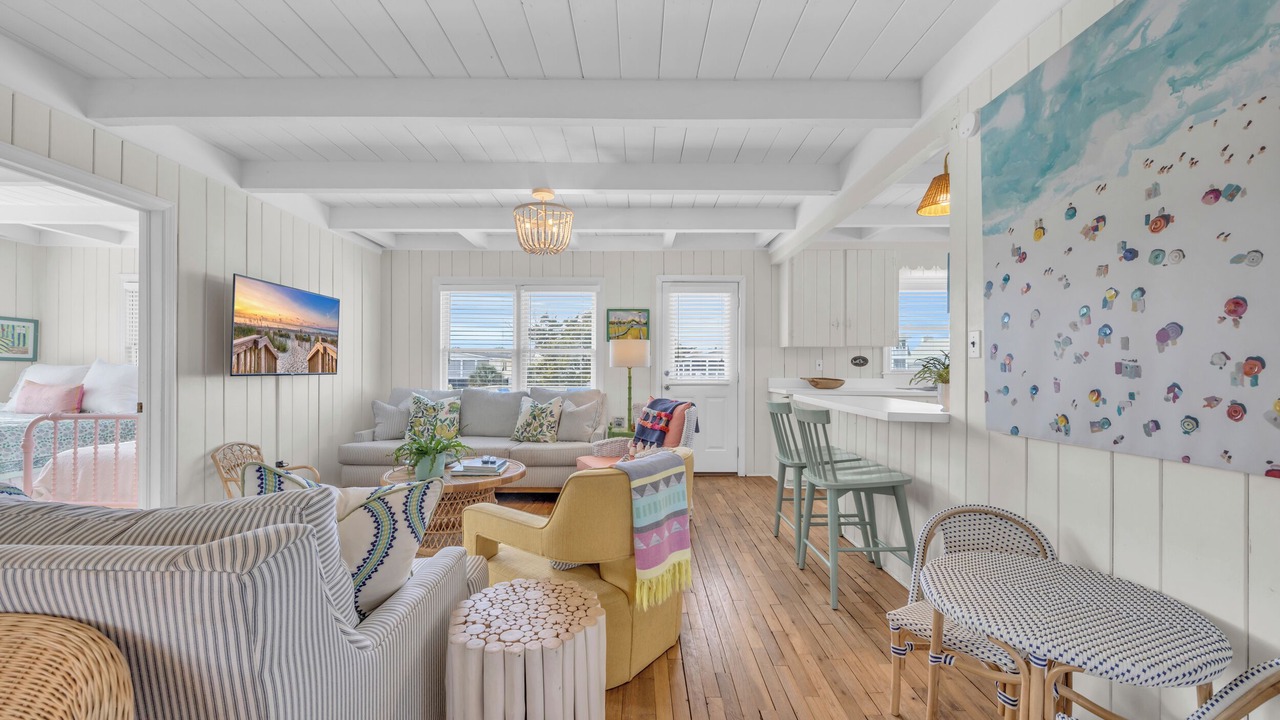 Photo of Livingroom in Litchfield by the Sea