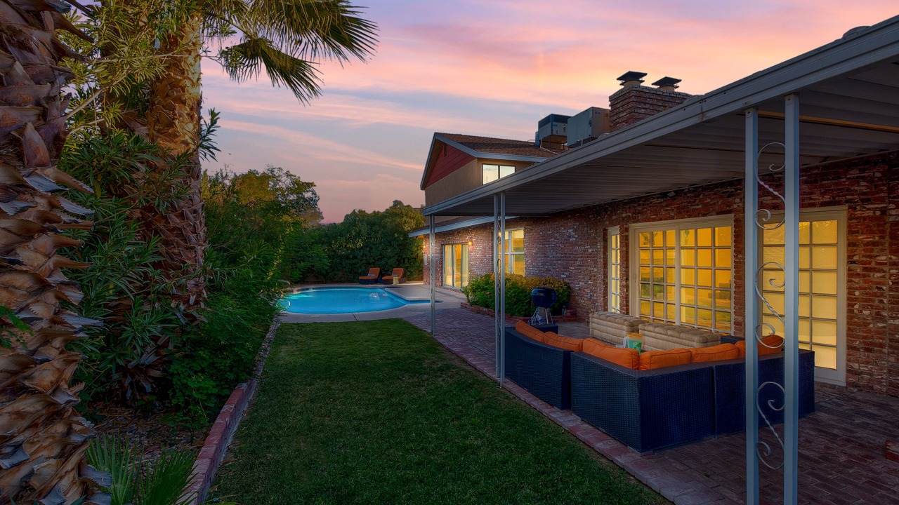 Photo of Outdoor in McNeil Estates