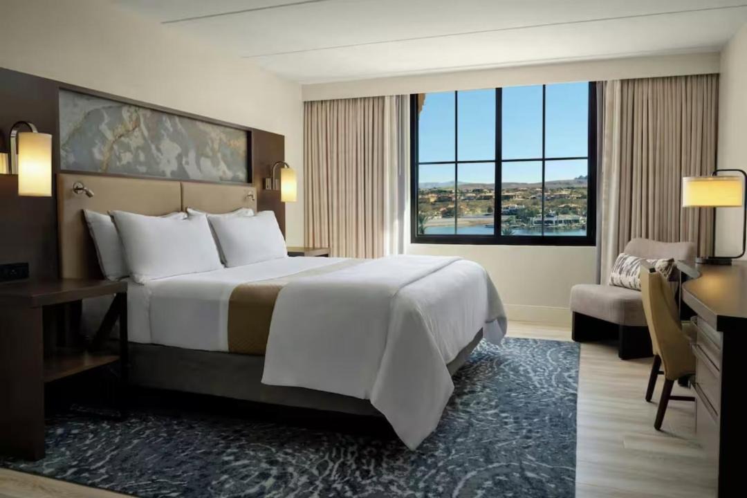 Photo of Bedroom in Lake Las Vegas