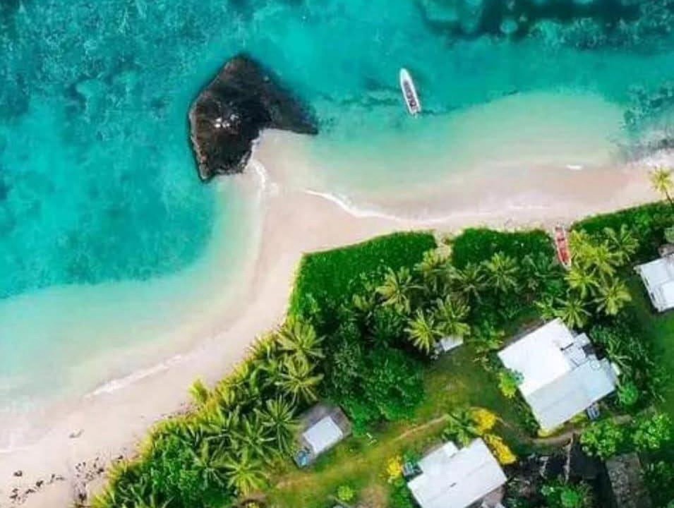 Photo of Others in Wayasewa Island