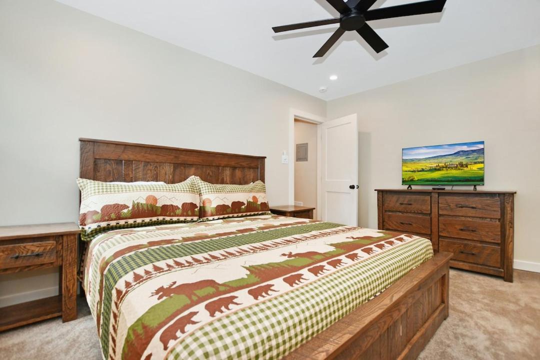 Photo of Bedroom in Lake Luzerne-Hadley