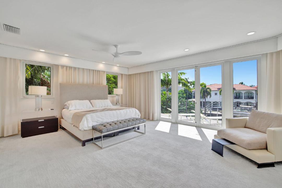 Photo of Bedroom in Las Olas Isles