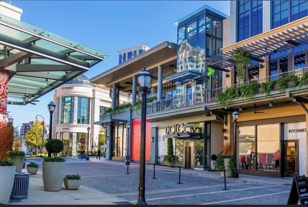 Photo of Others in North Buckhead
