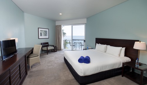 Classic Room, 1 King Bed, Harbor View
