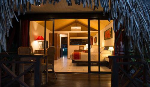 Deluxe Bungalow with Sea View