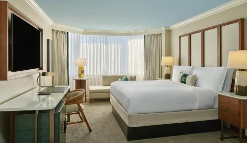 Grand Deluxe, Guest room, 1 King
