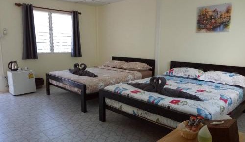 Queen Room with Pool View