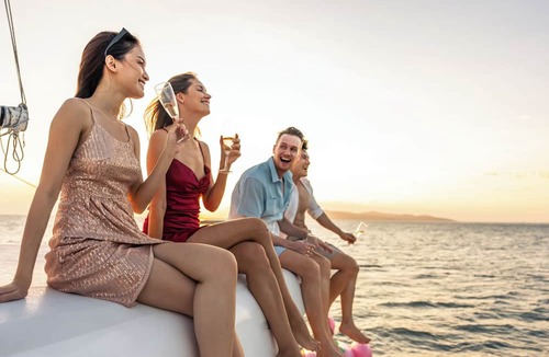 Praslin Island Boat Rental | Seychelles Sun-Soaked Sailing: A Pristine Beach Experience from Praslin