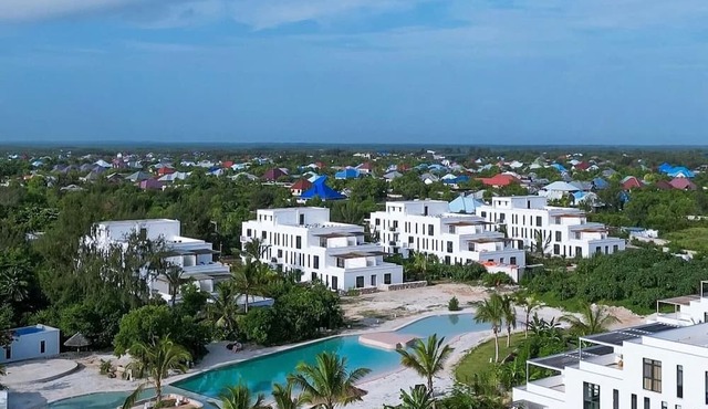 Charming 1-bedroom condo in Paje with Pool. Short walk to the beach