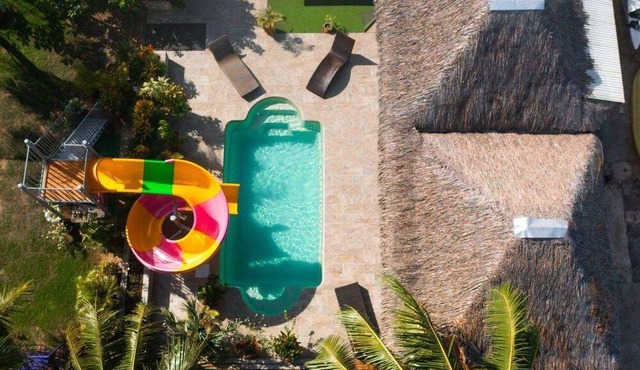 Fare Kuuheiura, a beachfront home overlooking the lagoon
